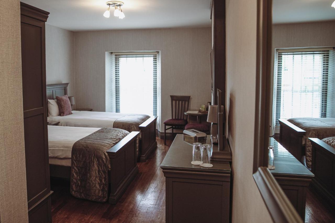 Muskerry Arms Bar And B&B Blarney Eksteriør bilde